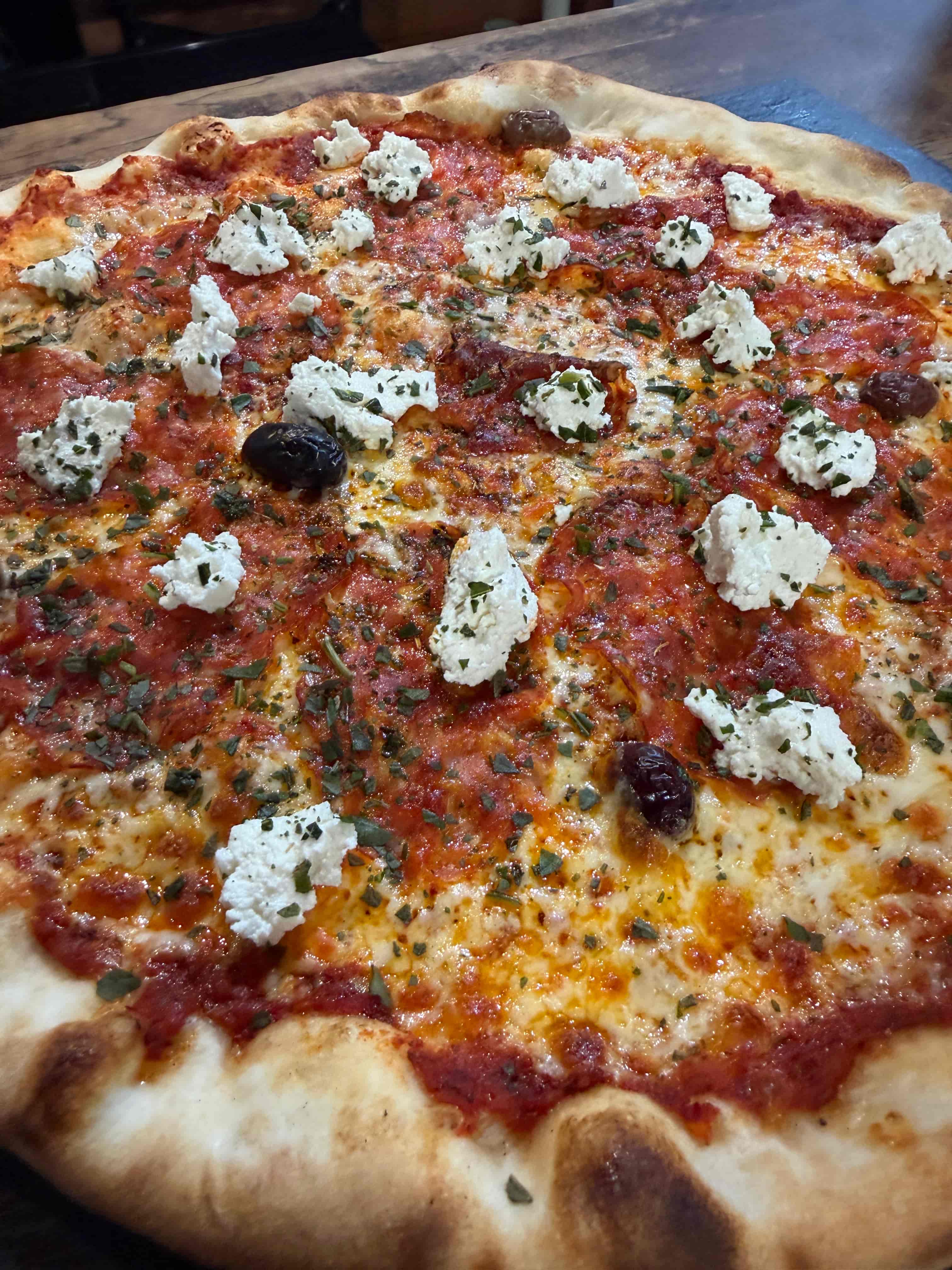 La Calabrese — Pizza du mois chez Pizza des Plans à Carros