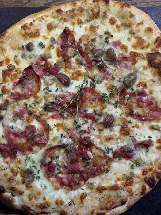 La Châtaigne — Pizza du mois chez Pizza des Plans à Carros