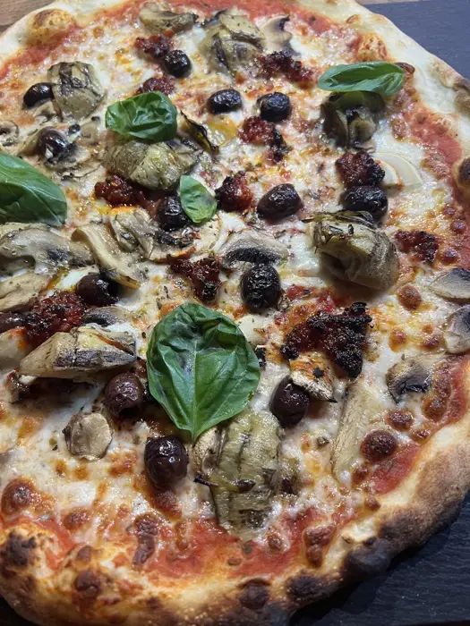 Végétarienne — Pizza des Plans, Carros